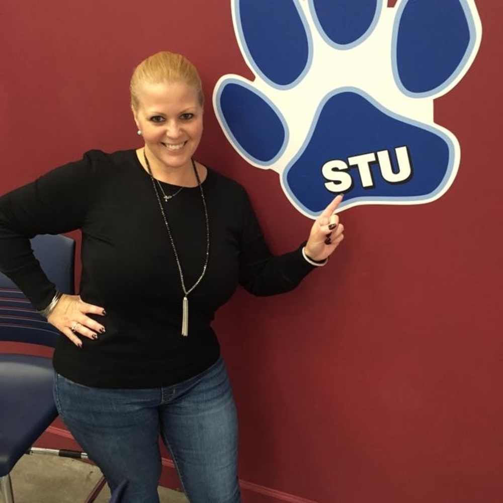 Meet your Posher, Evelyn